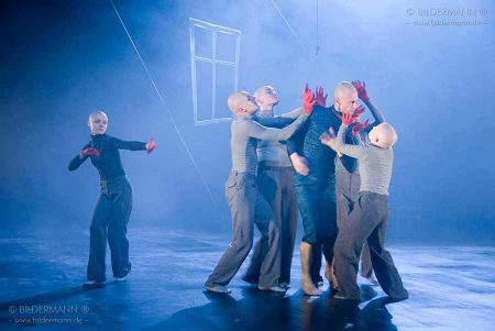 Tanztheater DEREVO (St