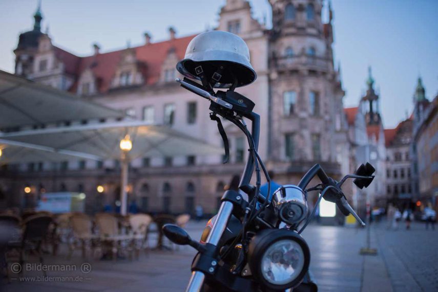 Stahlhelm Typ M35 als Motorradschutzhelm